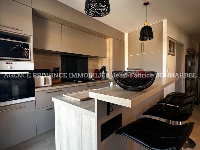 Appartement vente à Carpentras, Valréas