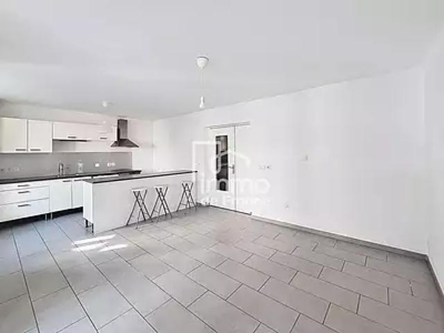 Appartement location à Châtillon-en-Michaille, Valserhône