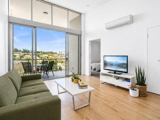 Apartment for sale in Varsity Lakes, Gold Coast City