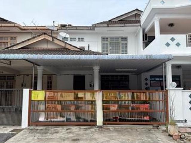 Terraced House for sale in Wellesley, Penang