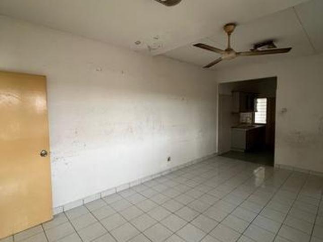 Apartment for sale in Shah Alam, Petaling
