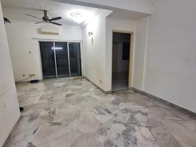 Apartment for sale in Petaling, Subang Jaya