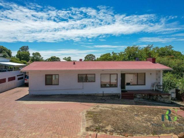 House for sale in Attadale, City of Melville