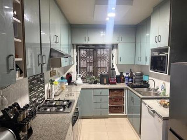 House for sale in Silverglen, Chatsworth