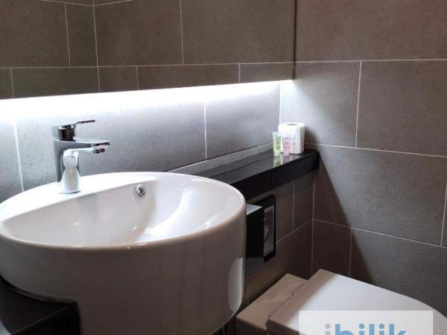 Room for rent in Petaling, Alam Impian