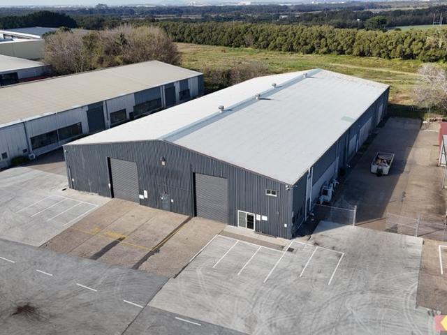 Warehouse for rent in Toombul, Queensland