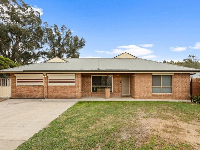 House for sale in Ashmont, Wagga Wagga City Council