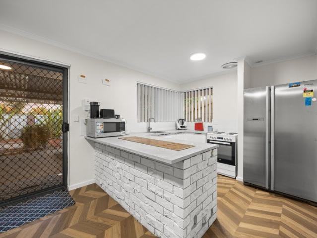 Villa for sale in Wilson, Western Australia