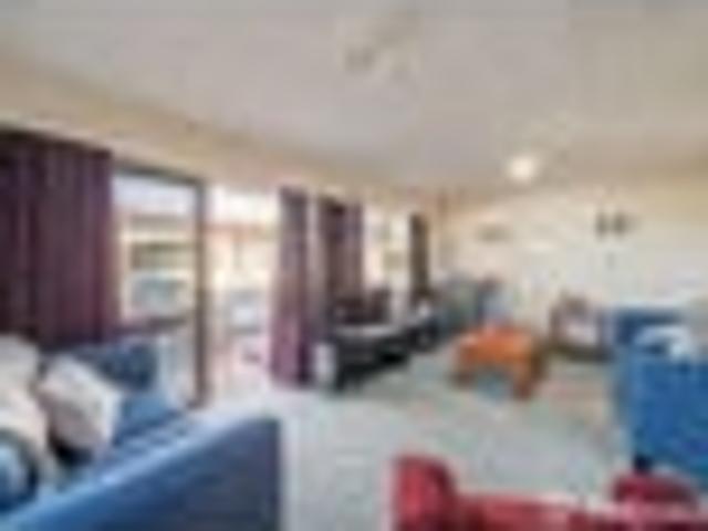 Apartment for sale in Pauatahanui, Wellington