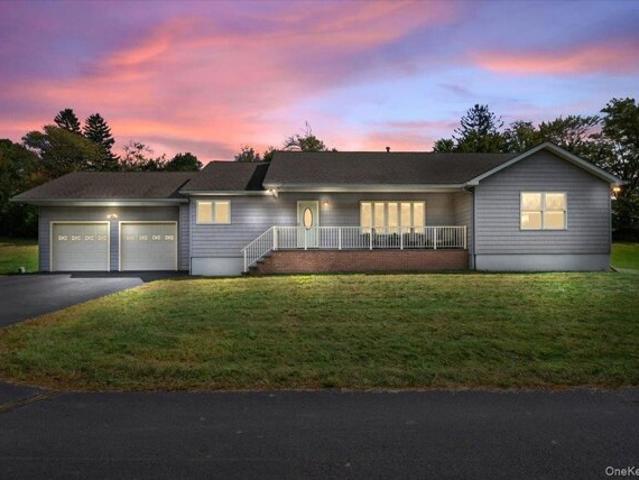 House for sale in Cuddebackville, New York