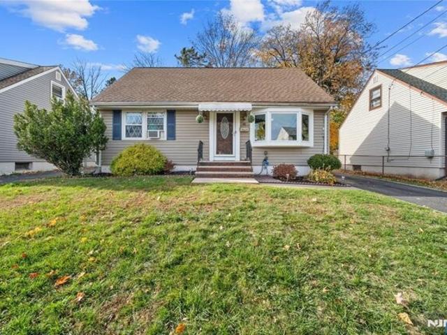 House for sale in Clifton, New Jersey