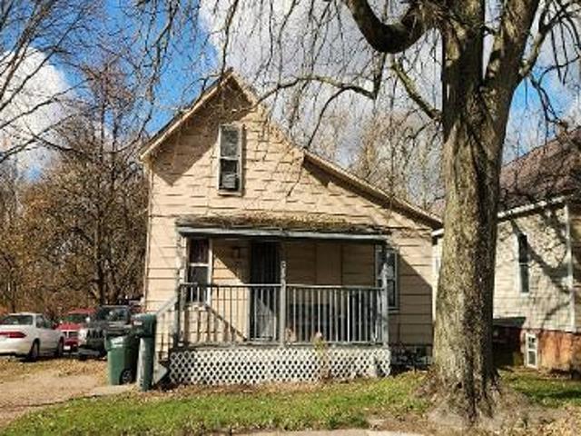 House for sale in Summit, Ohio