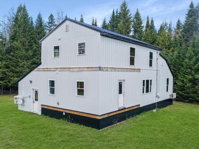 House for sale in Maine