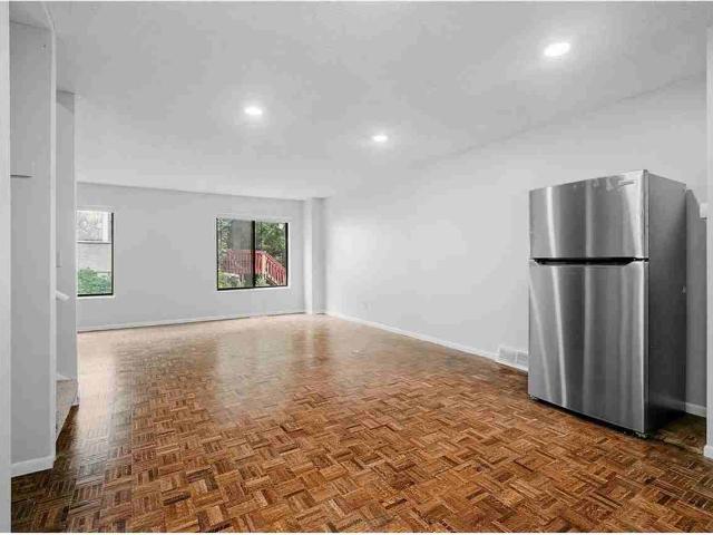 Apartment for rent in Hennepin, Minnesota