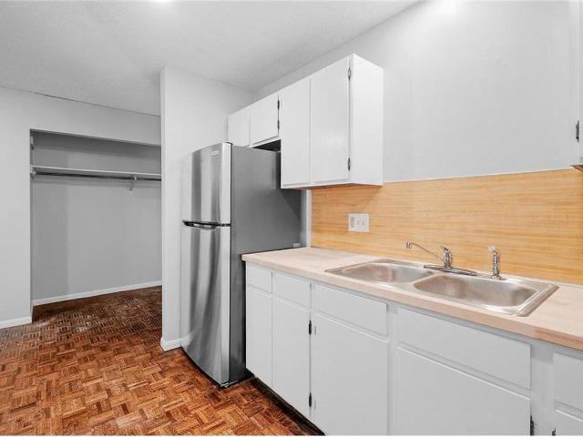 Apartment for rent in Hennepin, Minnesota