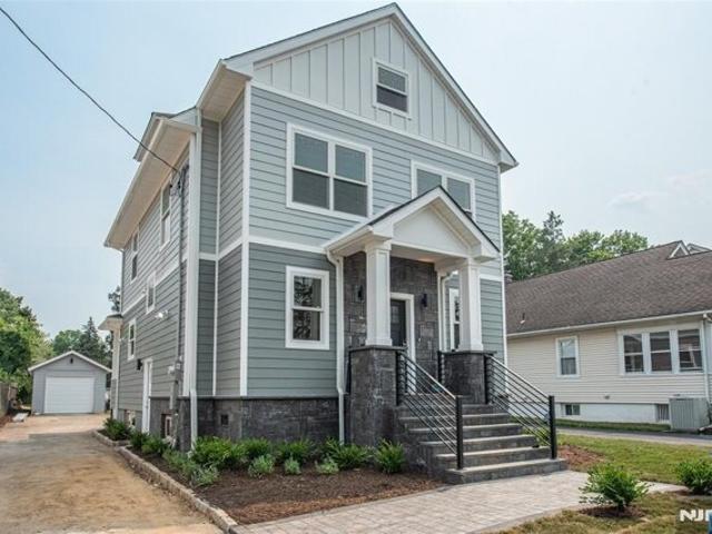 House for sale in Mountain View, Wayne