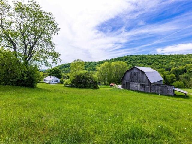 House for sale in Strafford, Vermont