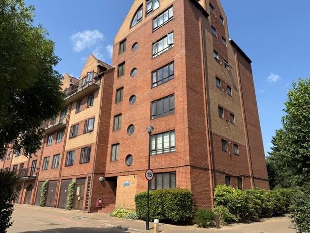 House for rent in London Yard, Isle Of Dogs