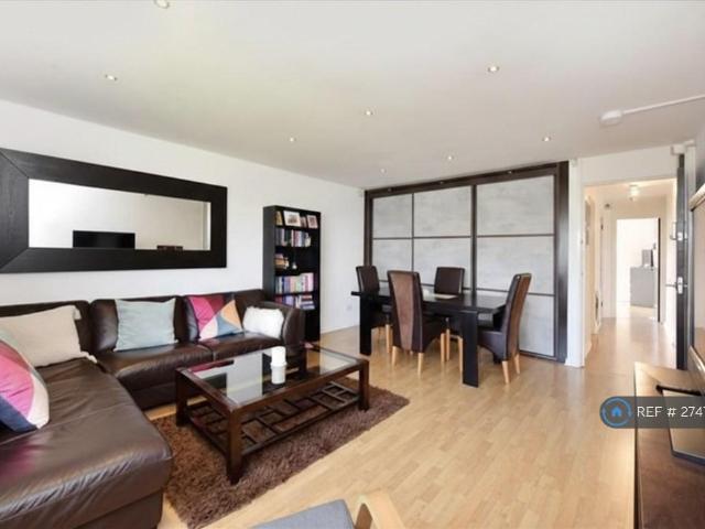 House for rent in London Yard, Isle Of Dogs