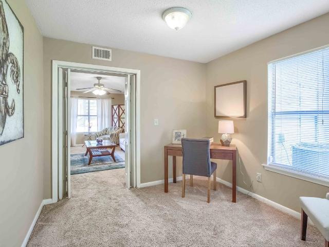 Apartment for rent in Ridgeland, Mississippi