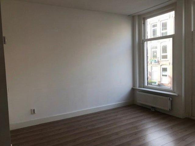 Appartement te huur in Zuid, Amsterdam