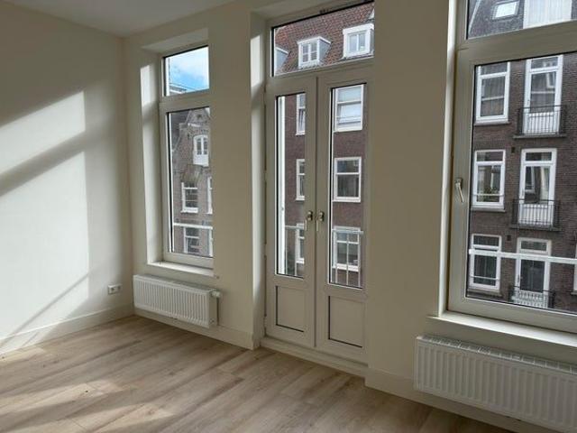 Appartement te huur in Zuid, Amsterdam