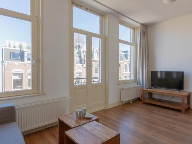 Appartement te huur in Zuid, Amsterdam