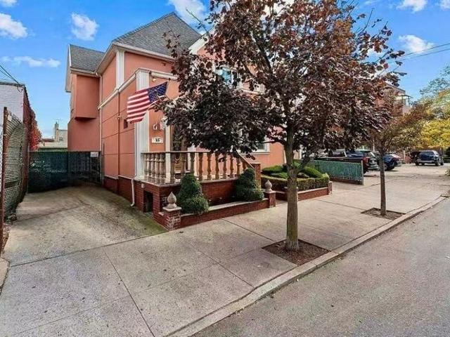 House for sale in Arverne, New York