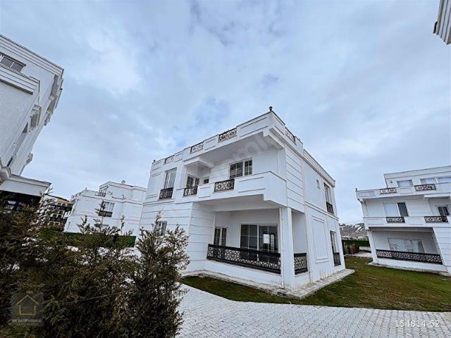 Edremit, Van içerisinde satılık Villa