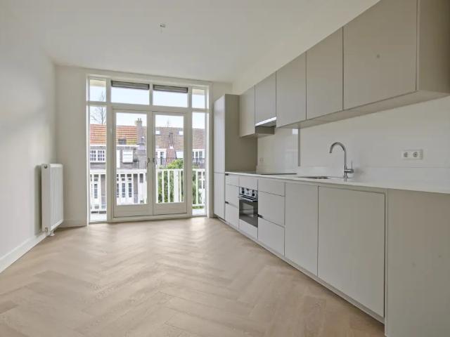Appartement te huur in Zuid, Amsterdam