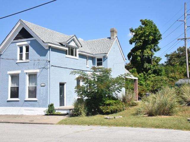 House for sale in Bellevue, Kentucky