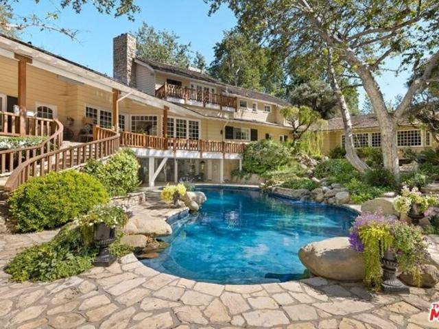 House for sale in Tarzana Neighborhood Council District, Canoga Park