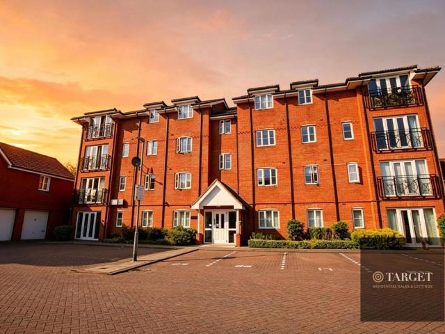 House for rent in Broxbourne, Hertfordshire