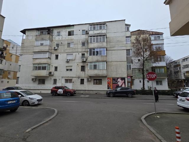 Apartament vânzări în Romani