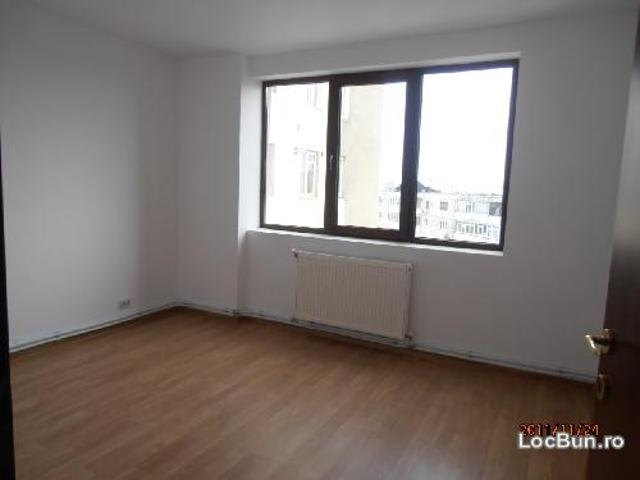 Vand apartamen 2 camere decomandat