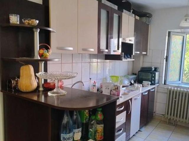 Proprietate vânzări