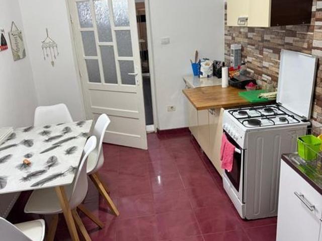 Casă vânzări