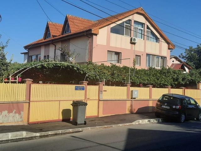 Casă vânzări