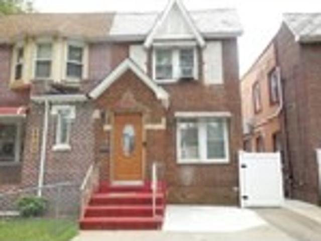 House for sale in Queens County, New York