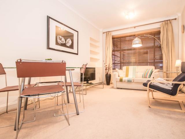 Apartment for rent in Westminster, Victoria