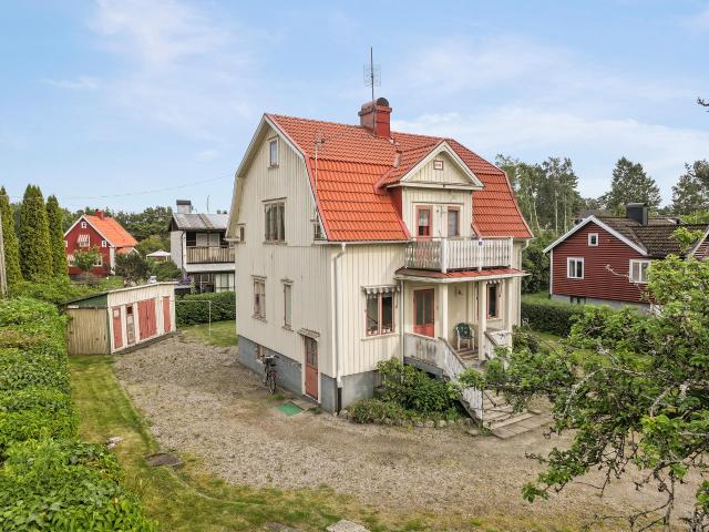 Villa till salu i Åmål, Västra Götaland