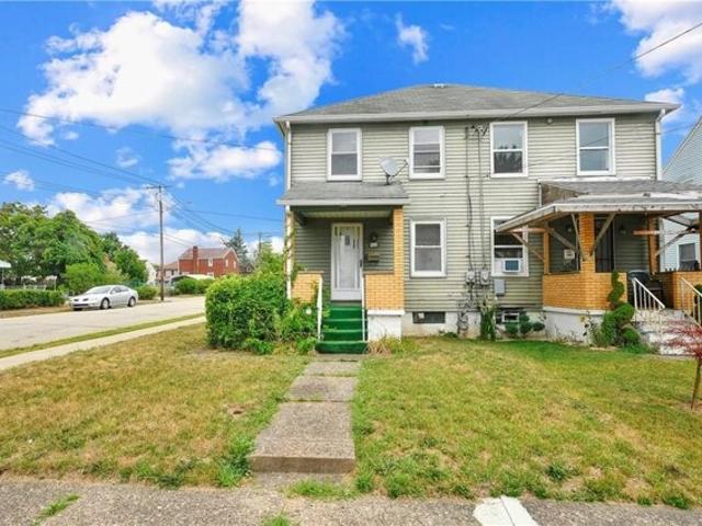 House for sale in Clairton