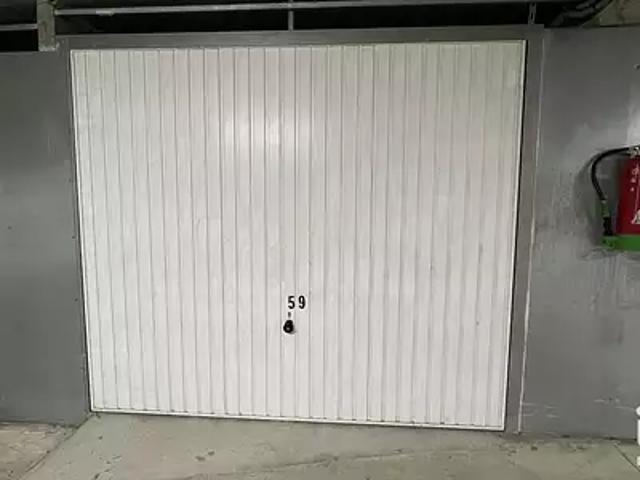 Garage location à Vannes, Bretagne
