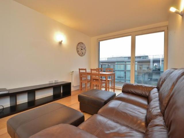 Apartment for rent in Hayes, Greater London