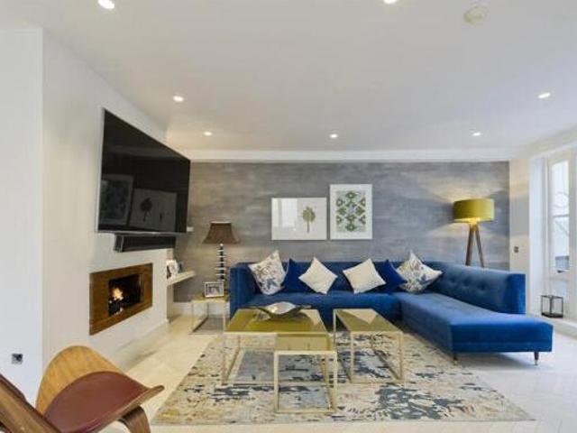 House for sale in Lyons, Greater London