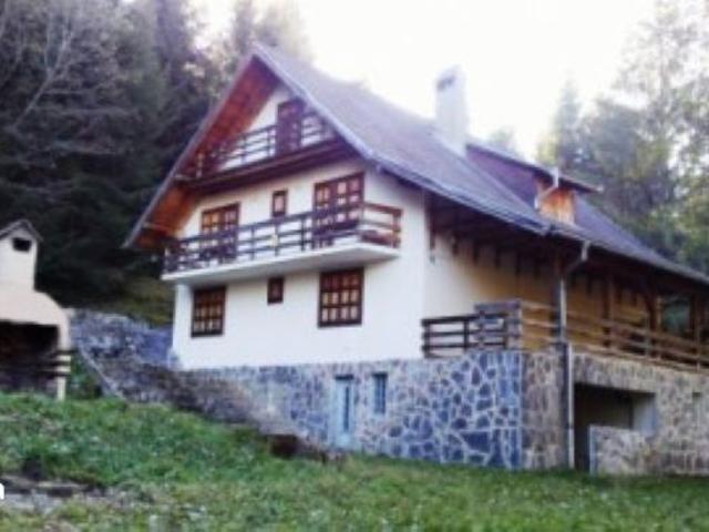 Casă vânzări