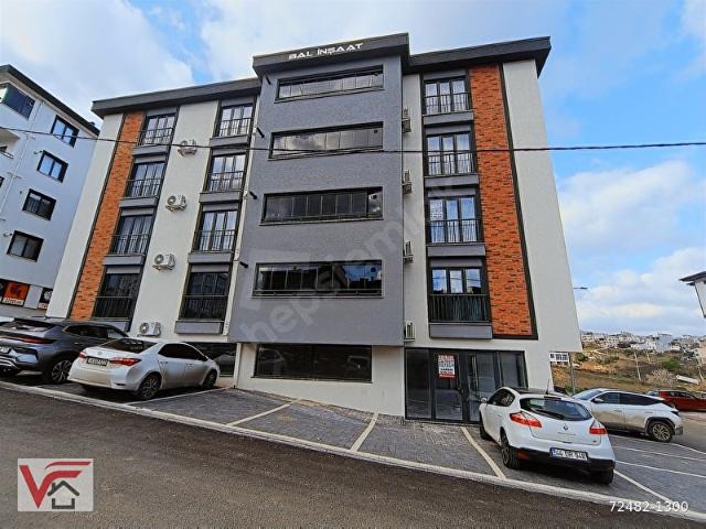Bandirma, Balikesir içerisinde satılık Dükkan
