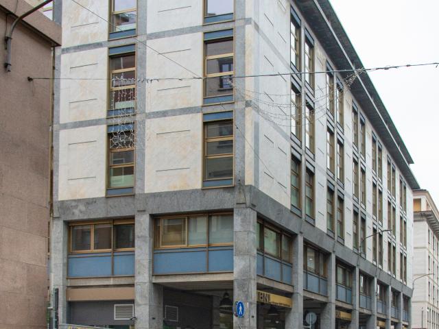 Ufficio in affitto a Biumo Superiore, Varese