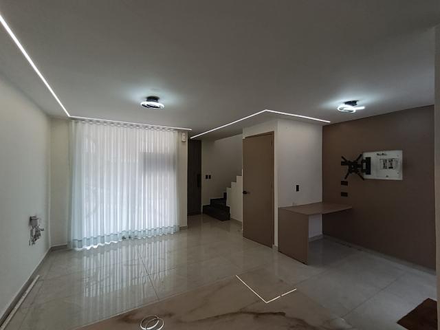 Casa en arriendo en Bella Vista, Los Patios