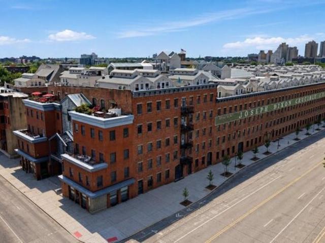 Condo for sale in Hudson, New Jersey